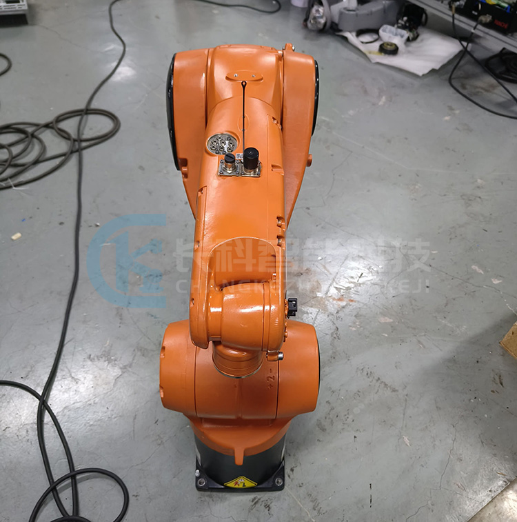 庫卡機器人KR 6 R900 sixx C異響維修